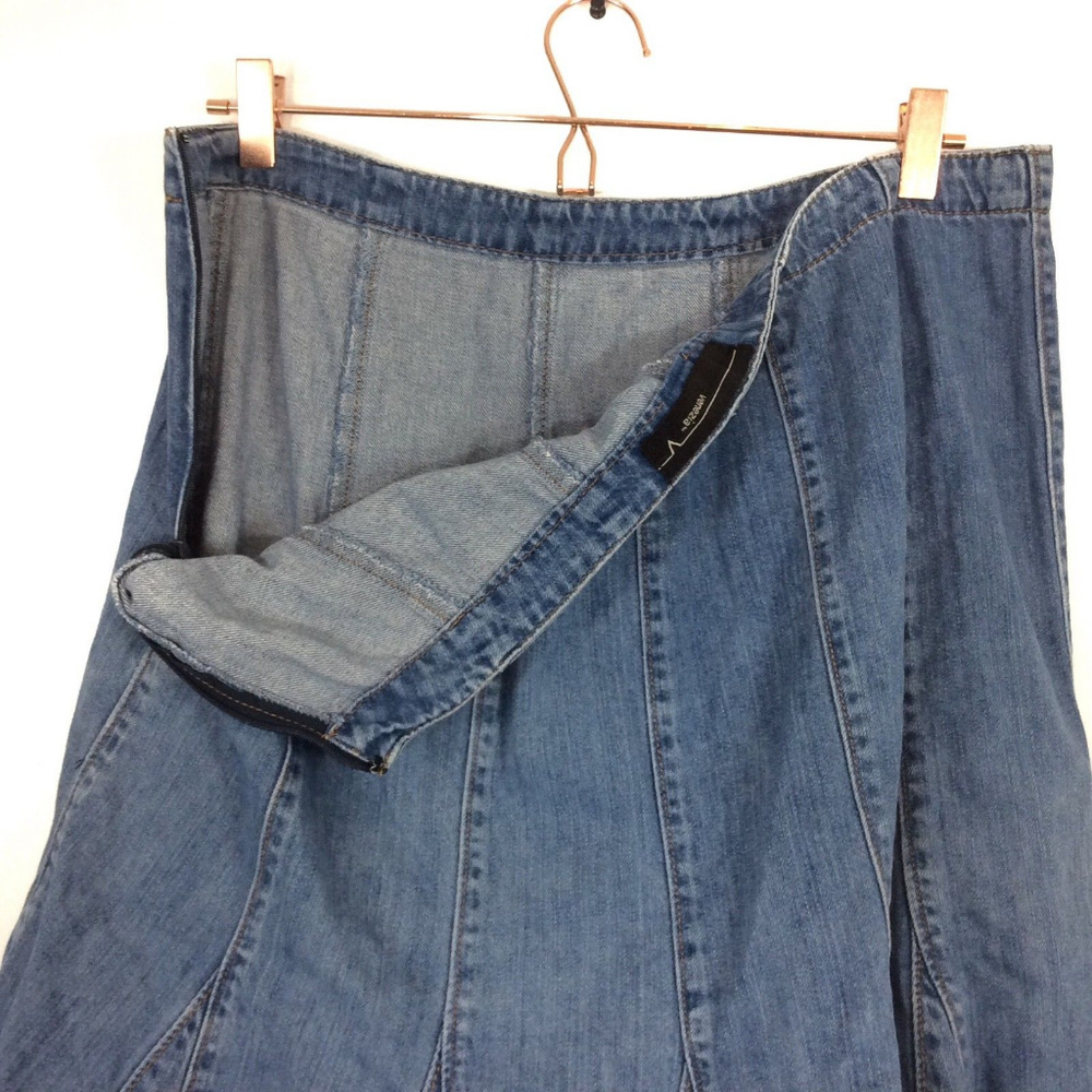 ❌SOLD❌Venezia Jean Denim Fit & Flare Mermaid Skirt - Picture 3 of 4